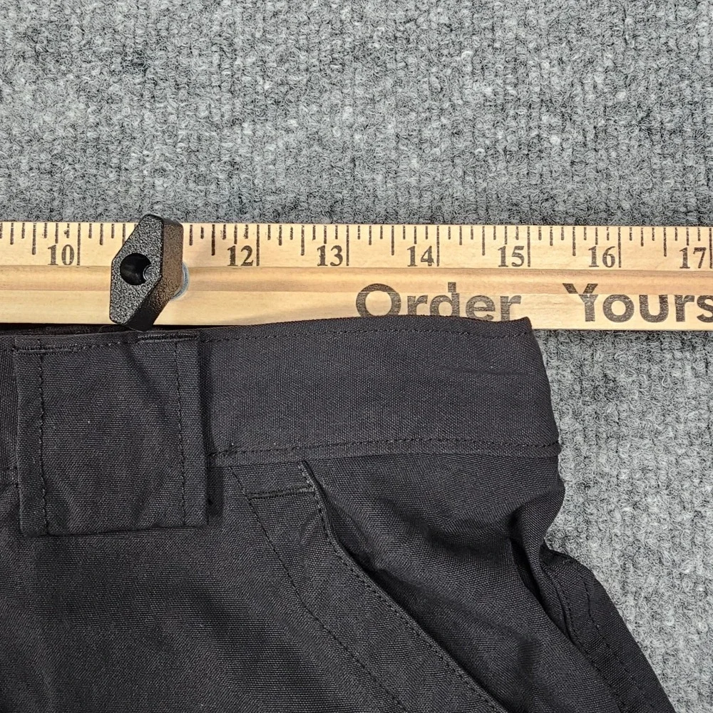 Duluth Trading Co Dry on the Fly Cargo Shorts Men's Medium Black 10
